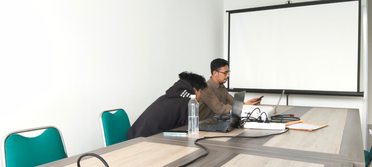 WhatsApp Image 2025-11-27 at 10.42